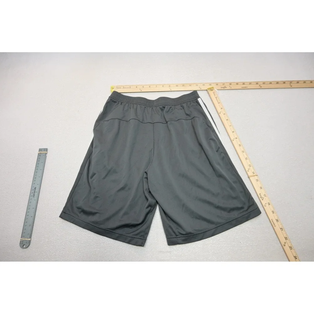 Adidas Athletic Gym Shorts Men Medium Gray Primeblue Aeroready 3-Stripe EUC